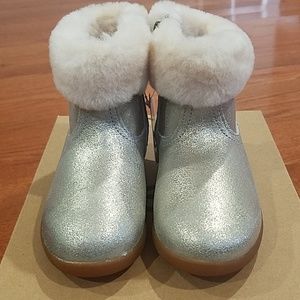 NWT UGG Toddlers' Jorie II Metallic Boot